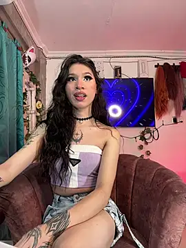 Snapshot of EnchantressFuckXxx chatting on 01.13.26 EnchantressFuckXxx online show from 01.13.26