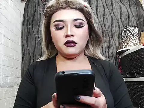 x12inchanaconda online show from 10.26.25