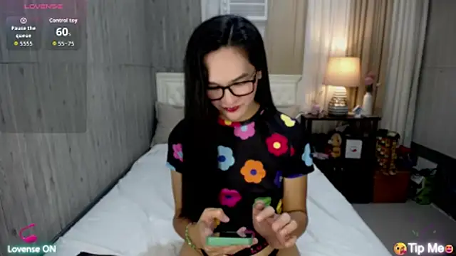 xAsianSweetHeart online show from 04.16.26