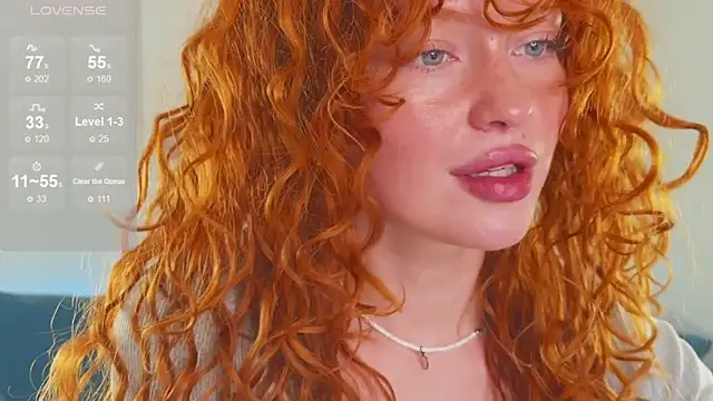 Snapshot of Born_to_Loveee chatting on 09.21.25 Born to Loveee online show from 09.21.25