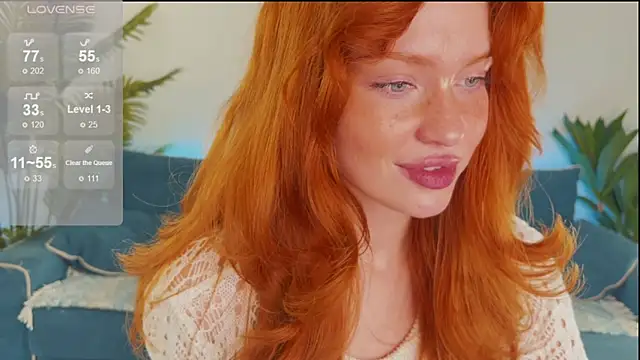 Snapshot of Born_to_Loveee chatting on 10.14.25 Born to Loveee online show from 10.14.25