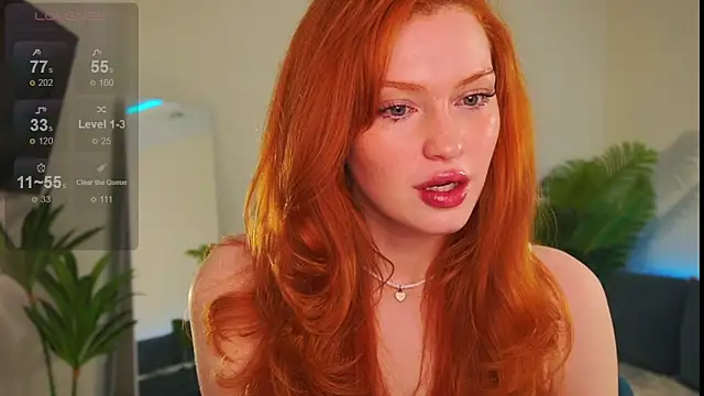 Snapshot of Born_to_Loveee chatting on 12.16.25 Born to Loveee online show from 12.16.25