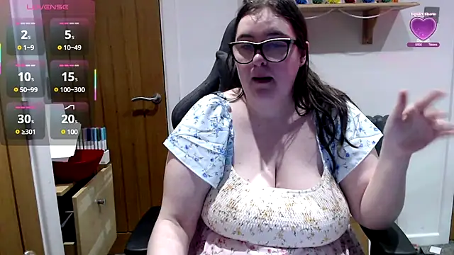 Rebecca Summer online show from 04.08.26