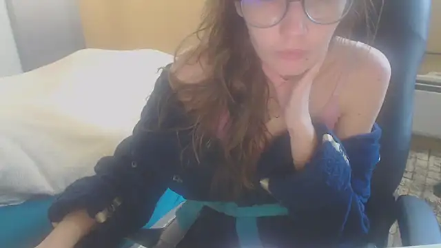 Snapshot of Laco-cO chatting on 11.13.25 Laco-cO online show from 11.13.25