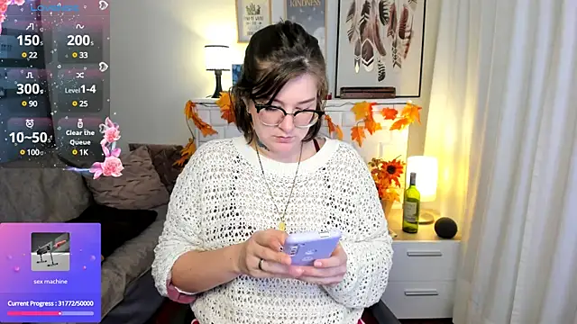 Snapshot of HunnyyLove chatting on 03.05.25 HunnyyLove online show from 03.05.25