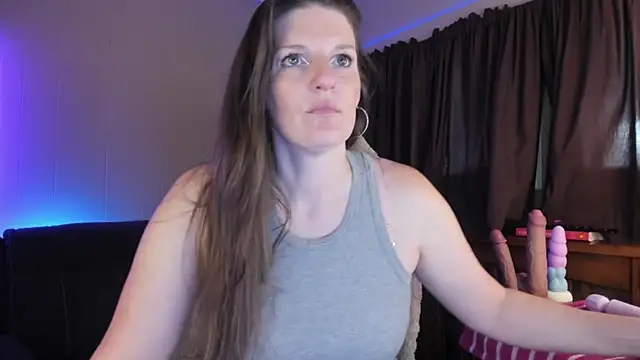 Kelly Carolina online show from 10.12.25