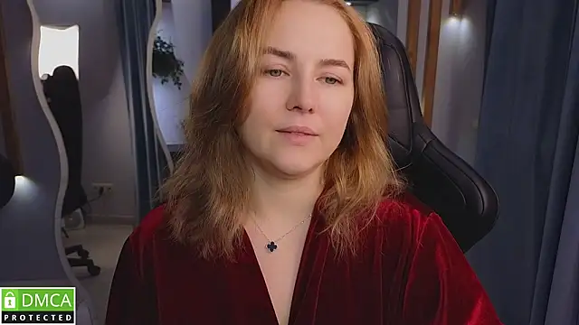 Snapshot of Mira_Mermayd chatting on 11.27.25 Mira Mermayd online show from 11.27.25