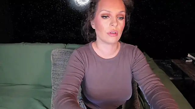 LondonBadGirl online show from 03.14.25