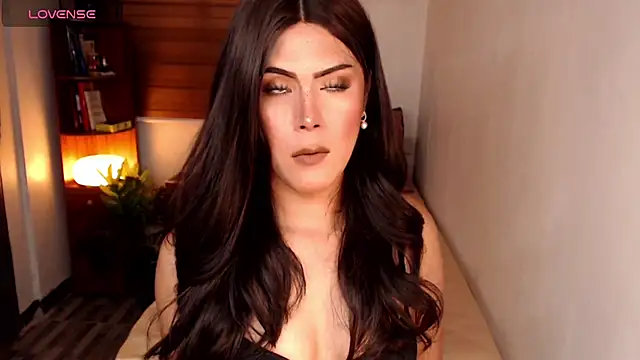 SweetieZeveey  online show from 05.19.26