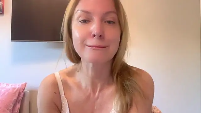 RachellAmazing online show from 03.19.25