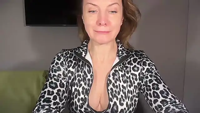 RachellAmazing online show from 12.04.25