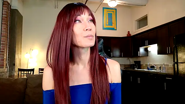 Snapshot of EveEnigma chatting on 12.20.24 EveEnigma online show from 12.20.24