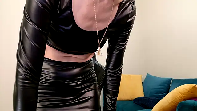 Snapshot of EveEnigma chatting on 02.01.25 EveEnigma online show from 02.01.25