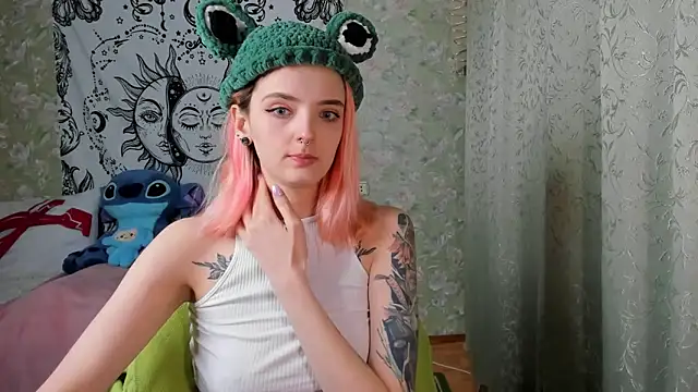 Cutie Adelia online show from 01.31.25