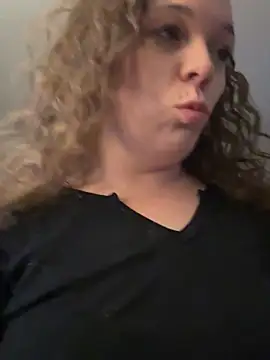 AuroraSummers online show from 02.20.25