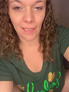 AuroraSummers online show from 03.10.25