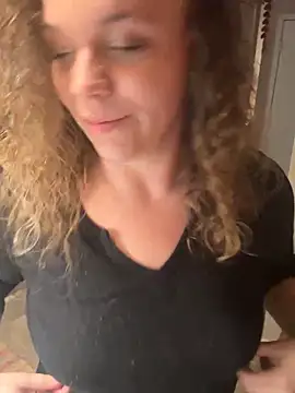 AuroraSummers online show from 03.15.25