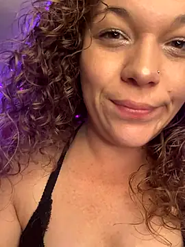 AuroraSummers online show from 10.06.25