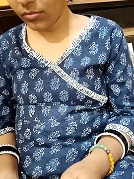 Snapshot of Diya_143 chatting on 02.25.25 Diya 143 online show from 02.25.25