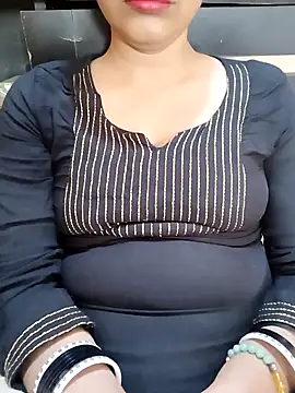 Snapshot of Diya_143 chatting on 03.03.25 Diya 143 online show from 03.03.25