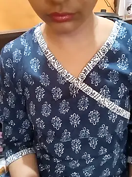 Snapshot of Diya_143 chatting on 03.21.25 Diya 143 online show from 03.21.25