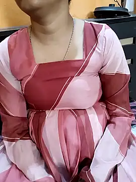 Snapshot of Diya_143 chatting on 03.23.25 Diya 143 online show from 03.23.25
