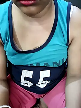 Snapshot of Diya_143 chatting on 09.17.25 Diya 143 online show from 09.17.25