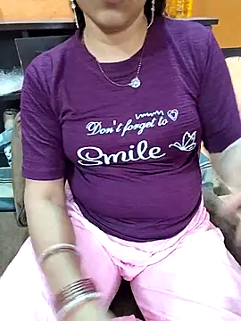 Diya 143 online show from 04.22.26