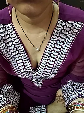 Diya 143 online show from 04.26.26