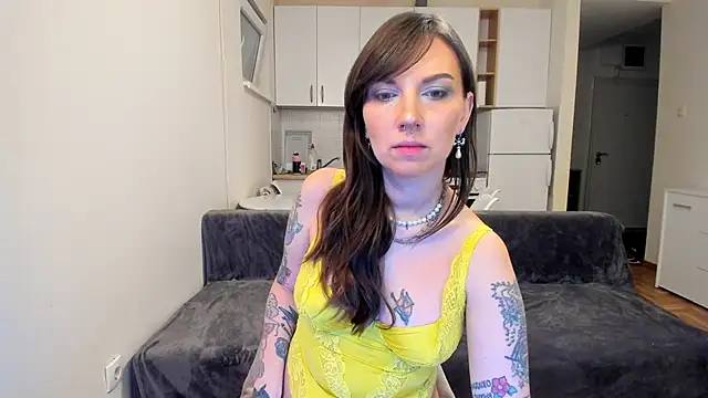 Snapshot of StacyTigerr chatting on 02.22.25 StacyTigerr online show from 02.22.25