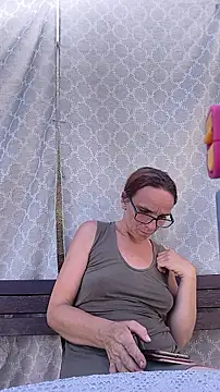 Dettybitch40 online show from 06.20.26