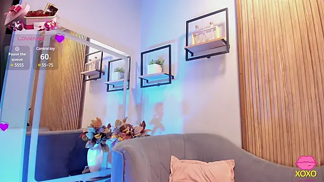 HannaPetit online show from 02.23.25