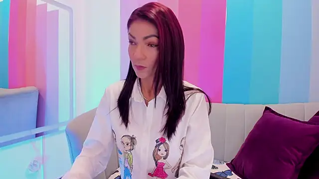 HannaPetit online show from 03.18.25