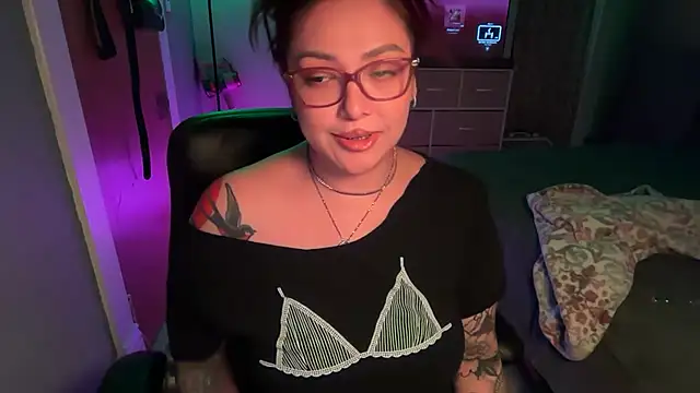 nativepumpkin95 online show from 07.18.26