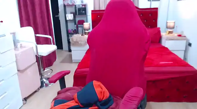 Snapshot of FrancineGarcia chatting on 03.13.25 FrancineGarcia online show from 03.13.25