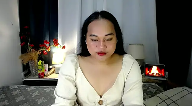 Snapshot of bettina_love chatting on 12.09.24 bettina love online show from 12.09.24