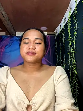 bettina love online show from 12.03.25