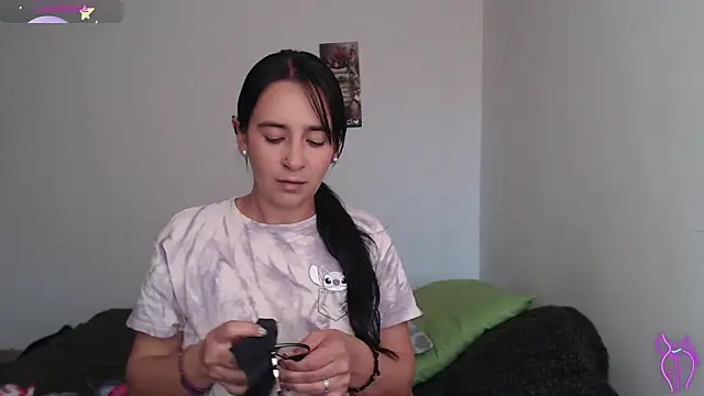 Snapshot of party2col chatting on 02.13.26 party2col online show from 02.13.26