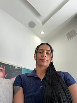 Snapshot of karlyn_angels chatting on 06.19.26 karlyn angels online show from 06.19.26