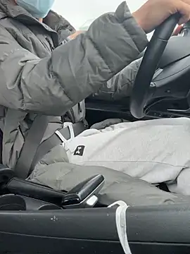 Snapshot of 1714914111 chatting on 12.15.25 1714914111 online show from 12.15.25