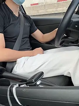 Snapshot of 1714914111 chatting on 12.17.25 1714914111 online show from 12.17.25