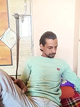 Snapshot of Fuckerboy123sam chatting on 12.19.25 Fuckerboy123sam online show from 12.19.25