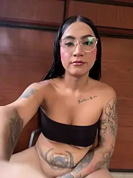 Snapshot of prety_sharick chatting on 02.04.26 prety sharick online show from 02.04.26