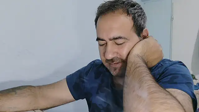 Snapshot of ZYXEL353 chatting on 02.06.26 ZYXEL353 online show from 02.06.26