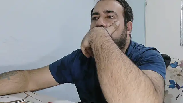 Snapshot of ZYXEL353 chatting on 02.15.26 ZYXEL353 online show from 02.15.26