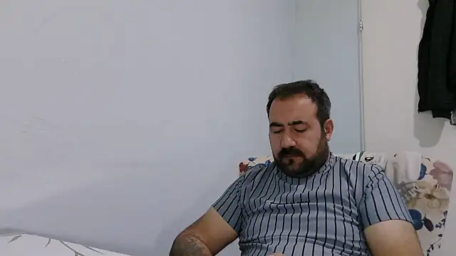 Snapshot of ZYXEL353 chatting on 03.12.26 ZYXEL353 online show from 03.12.26