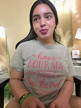 Snapshot of HotstuffCherrySummer chatting on 01.23.25 HotstuffCherrySummer online show from 01.23.25