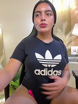 Snapshot of HotstuffCherrySummer chatting on 02.14.25 HotstuffCherrySummer online show from 02.14.25