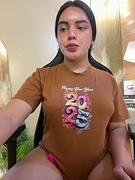 Snapshot of HotstuffCherrySummer chatting on 02.24.25 HotstuffCherrySummer online show from 02.24.25