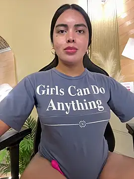 Snapshot of HotstuffCherrySummer chatting on 03.16.25 HotstuffCherrySummer online show from 03.16.25